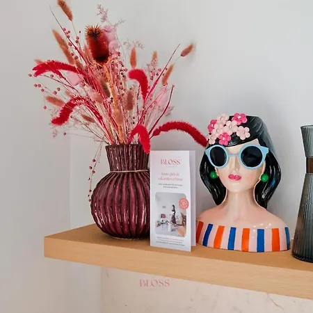 Roselia By The Sea, Luxury Near The Appartement *